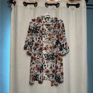 SHEIN Floral Print Kimono in Cream and Green